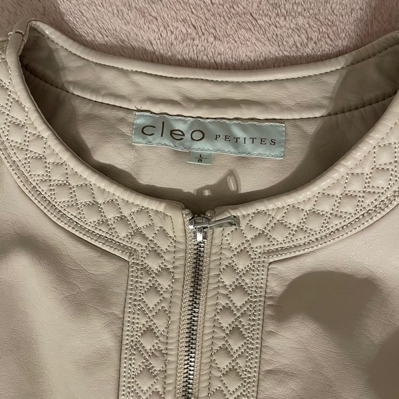 Faux leather jacket - Picture 4 of 6